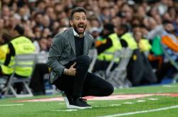 阿斯：瓦伦西亚考虑补强后防线，想买一个能客串右后卫的球员