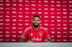 官方：诺丁汉森林先租后买签尤文中场道格拉斯-路易斯