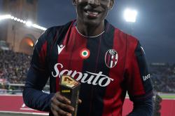 （体育）足球——意甲：博洛尼亚胜那不勒斯