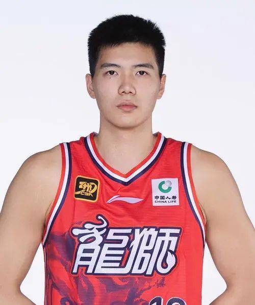 CBA球员流动加速 休赛期三笔关键运作