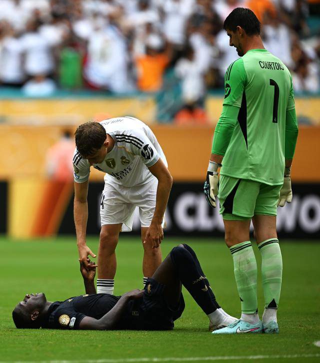 足球世俱杯｜皇家马德里晋级八强