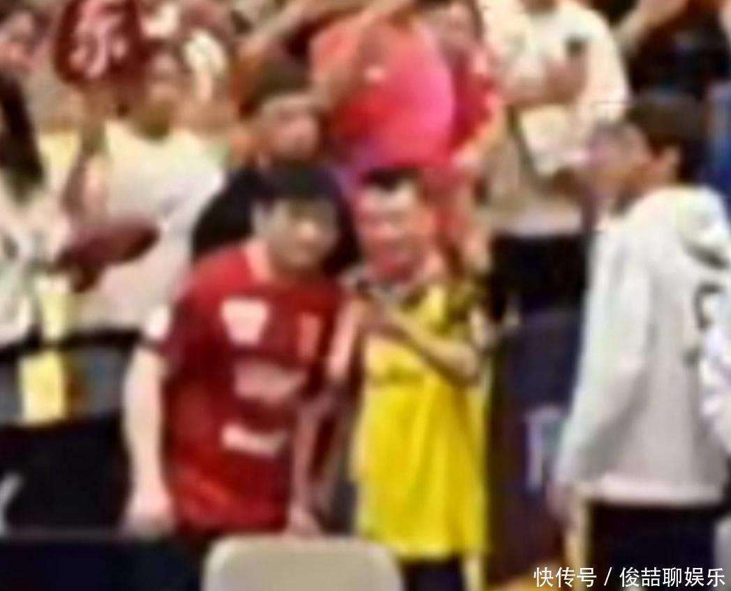 樊振东德国杯3-0胜利！多特蒙德教练寻求合影留念