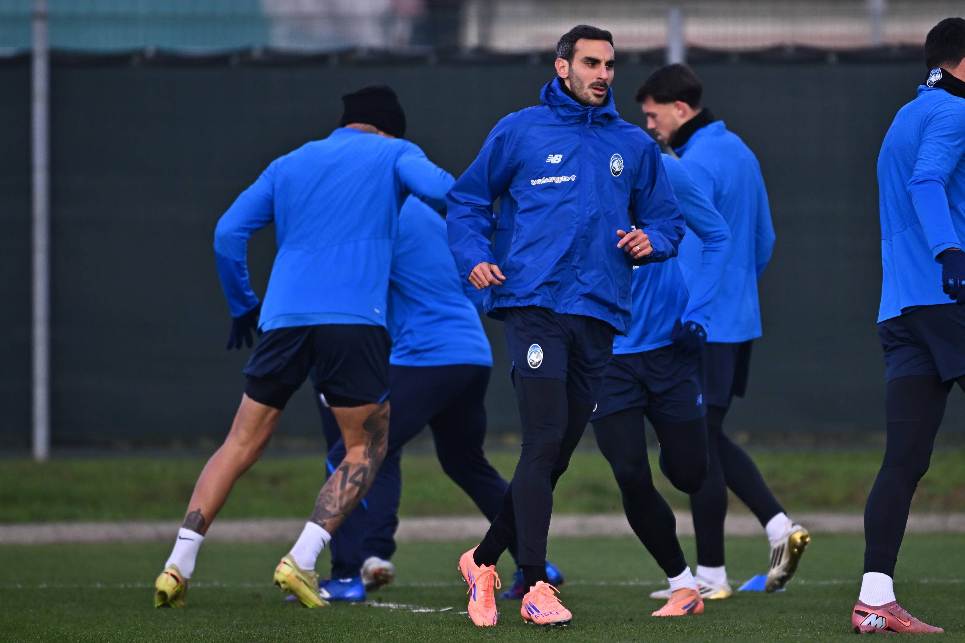 （外代二线）足球——欧冠联赛：亚特兰大赛前备战