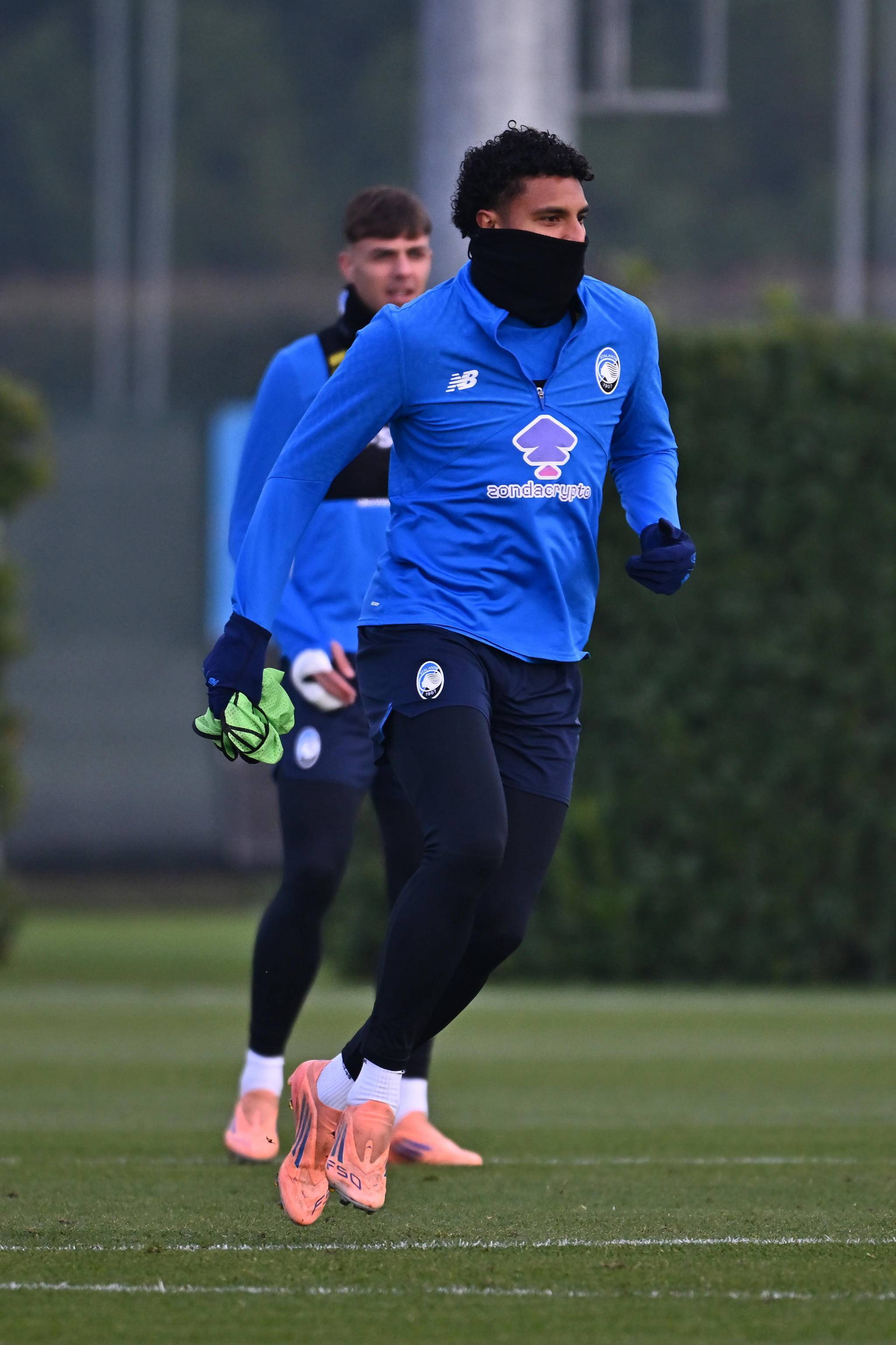 （外代二线）足球——欧冠联赛：亚特兰大赛前备战